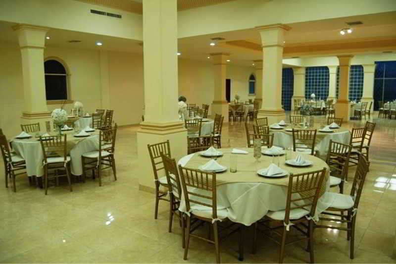 Savoy Express Hotel Torreon Exterior photo